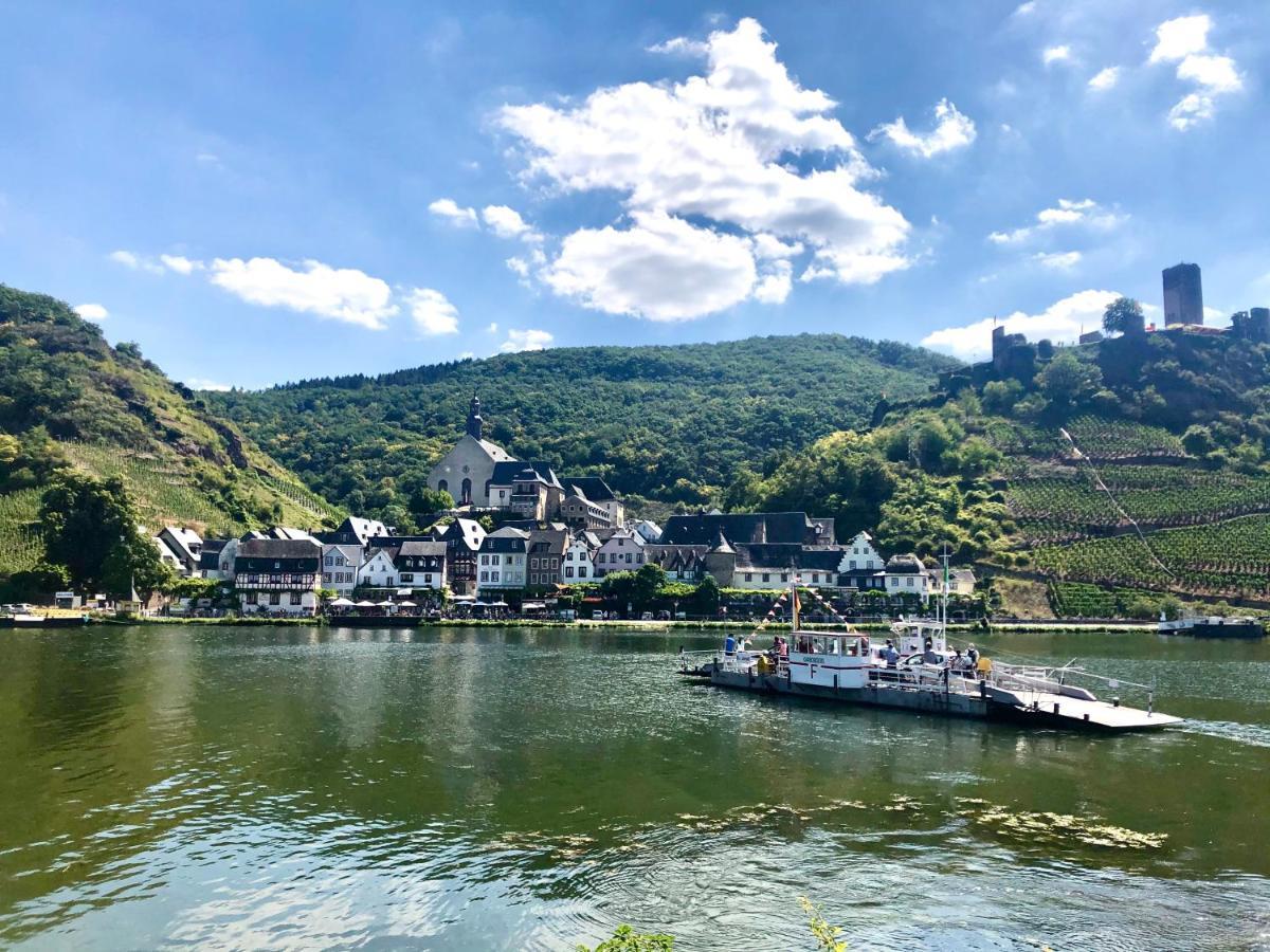Apartament Haus Am Ufer Mit Rheinpanoramablick Koblencja Zewnętrze zdjęcie